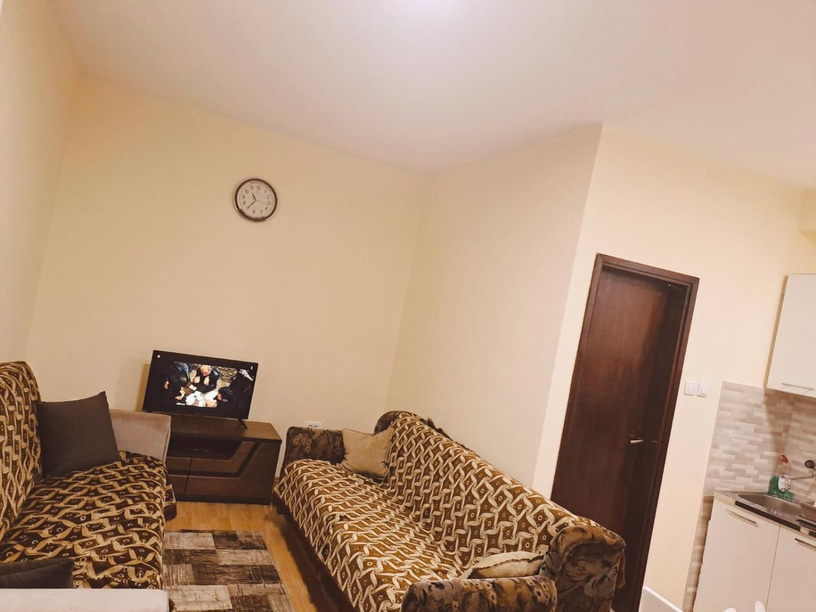 Отель Prestige 4 Подгорица Экстерьер фото